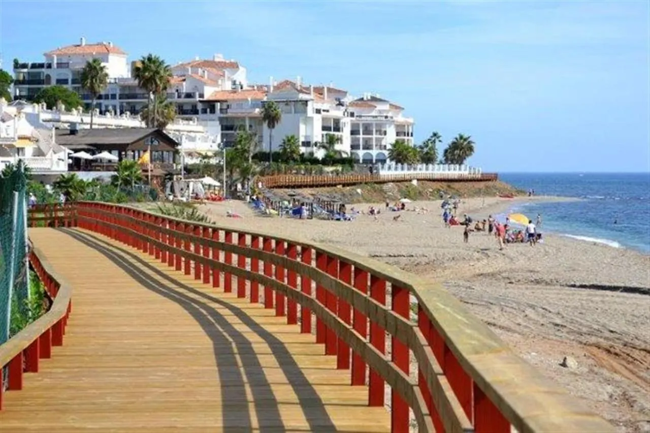 Apartment Seaview Puerta Del Mar First Line Beach Sitio de Calahonda Spain