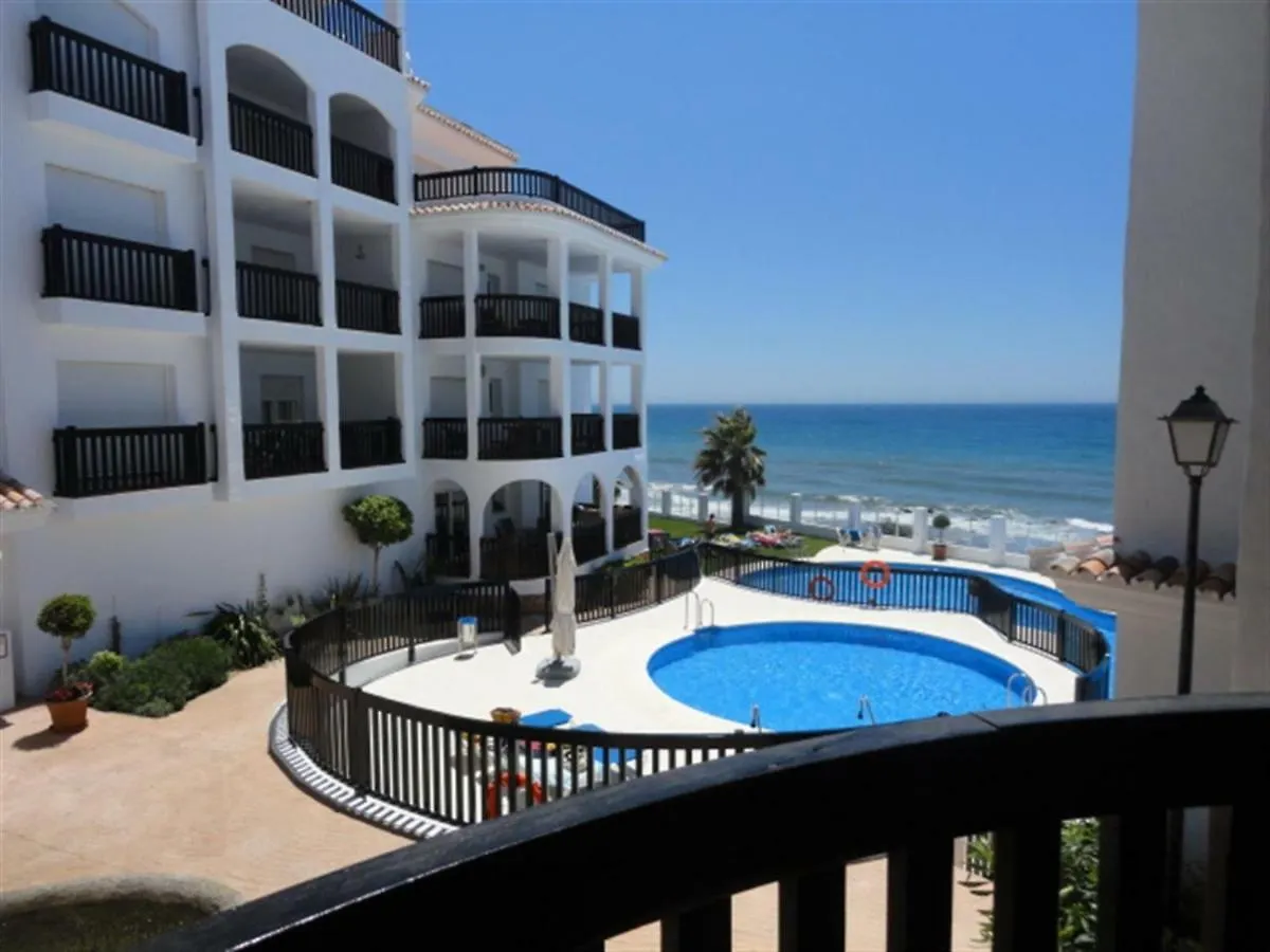 Apartment Seaview Puerta Del Mar First Line Beach Sitio de Calahonda Spain